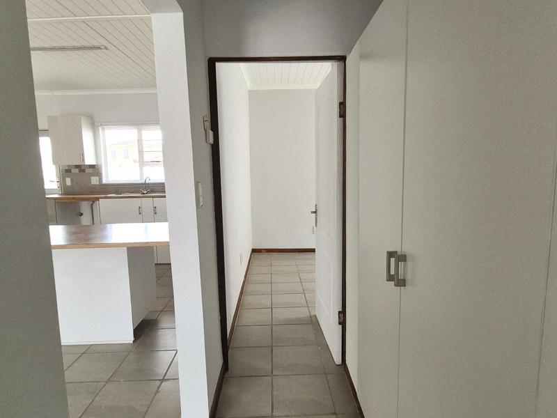 3 Bedroom Property for Sale in Perlemoenbaai Western Cape